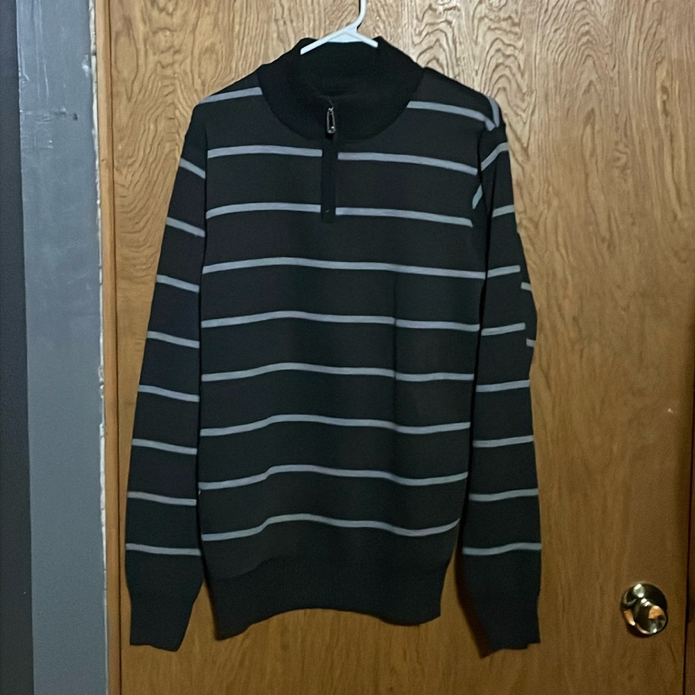 A True Rock men’s sweater for 10